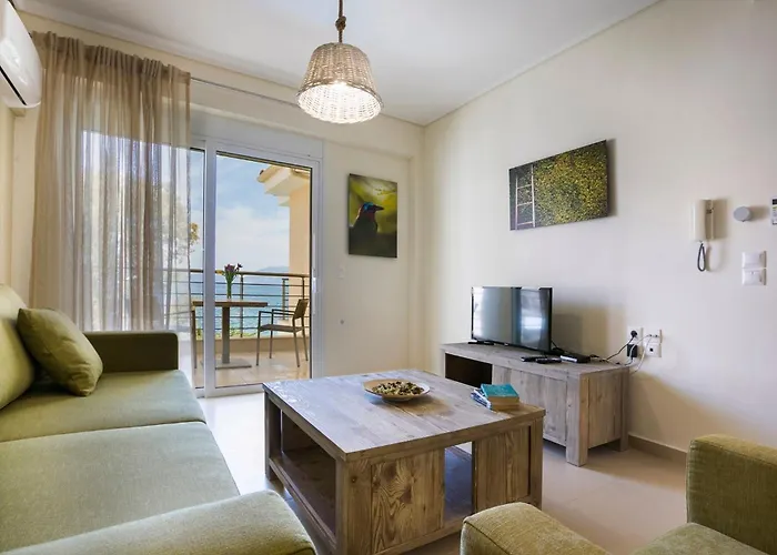 Deluxe Kefalonia Leyland 1 Bedroom Pool And Sea View